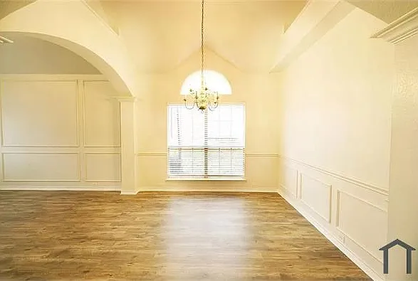 311 Fort Edward Dr — Photo 8