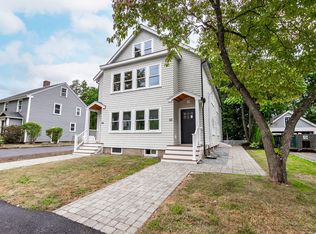 62 Prospect St #62, Wellesley Hills, MA 02481