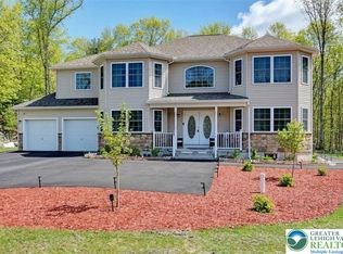 235 Jackie Ct, East Stroudsburg, PA 18302