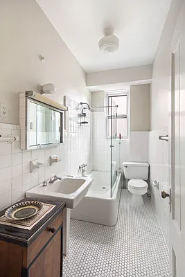 Sold by Stribling | media 17