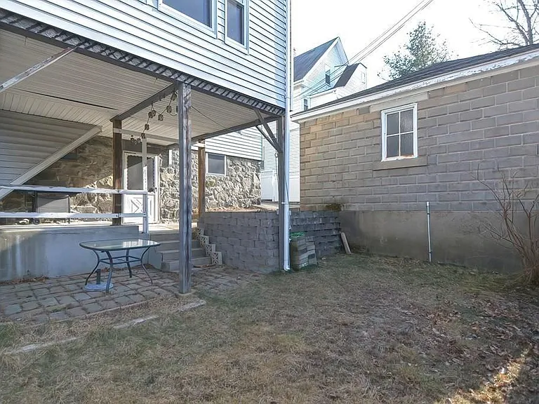 52 Crescent Ave #1 — Photo 24