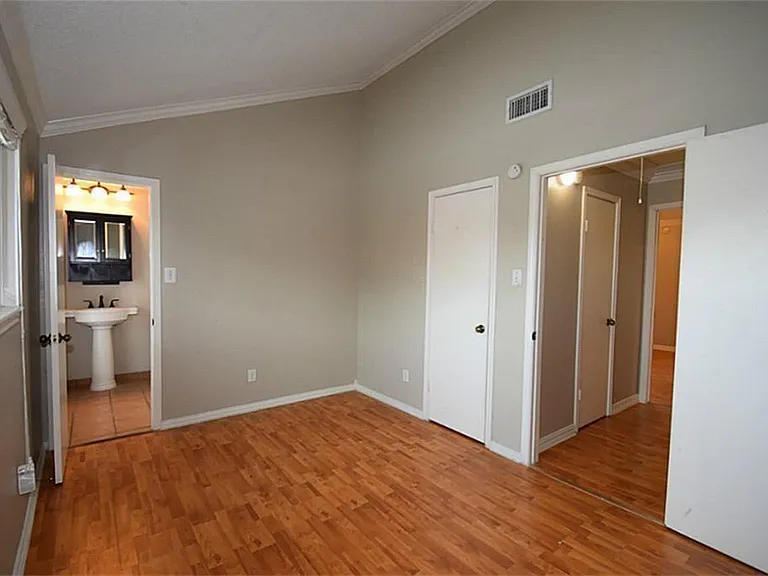 9323 Westwood Village Dr #6 — Photo 8