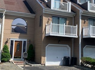 137 Marina Bay Ct, Highlands, NJ 07732