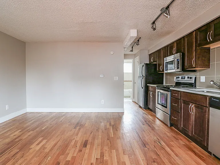 Lofts @ 1418 — Photo 30