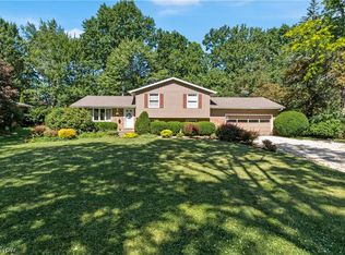 218 Dunbar Rd, Tallmadge, OH 44278