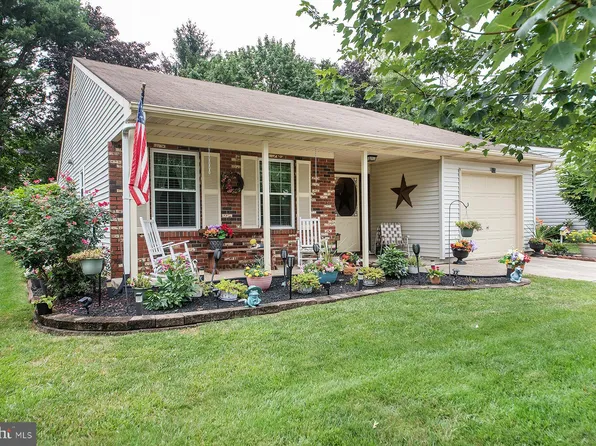 123 Chestnut Hill Ln, Columbus, NJ 08022