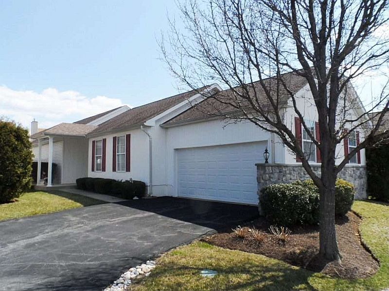 805 W Fox Hound Chase, Glen Mills, PA 19342 Zillow