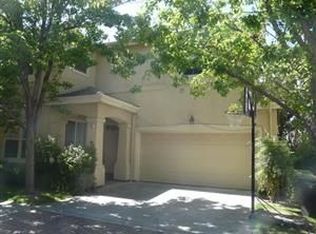 463 Whisman Park Dr, Mountain View, CA 94043