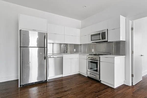 Rented by Compass | media 2