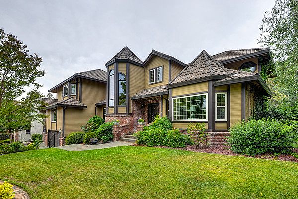 1st image of 123 Lost Creek Dr