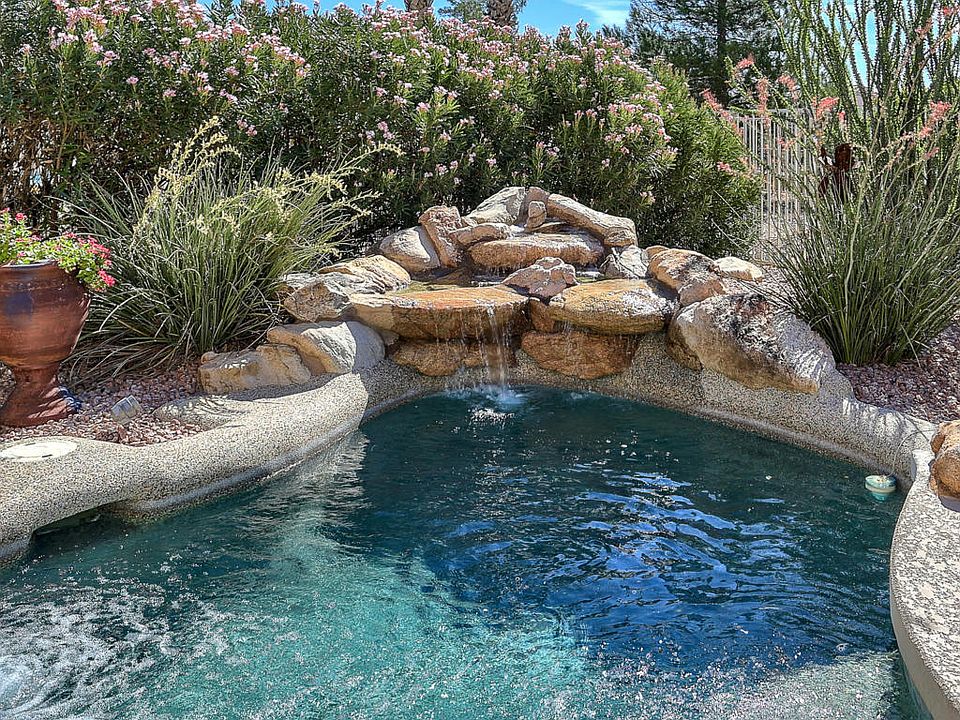 1st image of 22813 N Las Vegas Dr