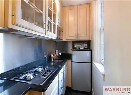 Sold by Warburg | media 16