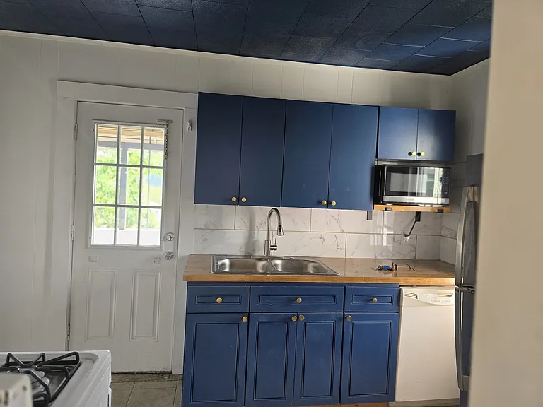 72 Town Hill Ave #2B — Photo 3