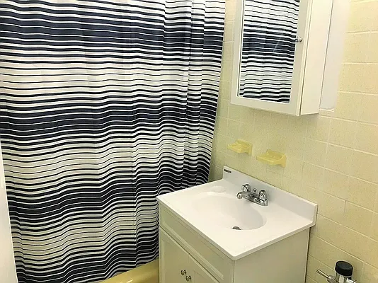 Rented by Joe Gotham LTD | media 21