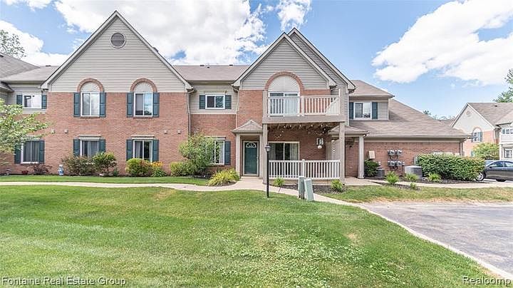 1st image of 356 Marigold Cir #90