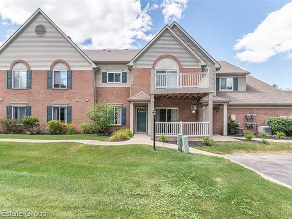 356 Marigold Cir #90, Westland, MI 48185