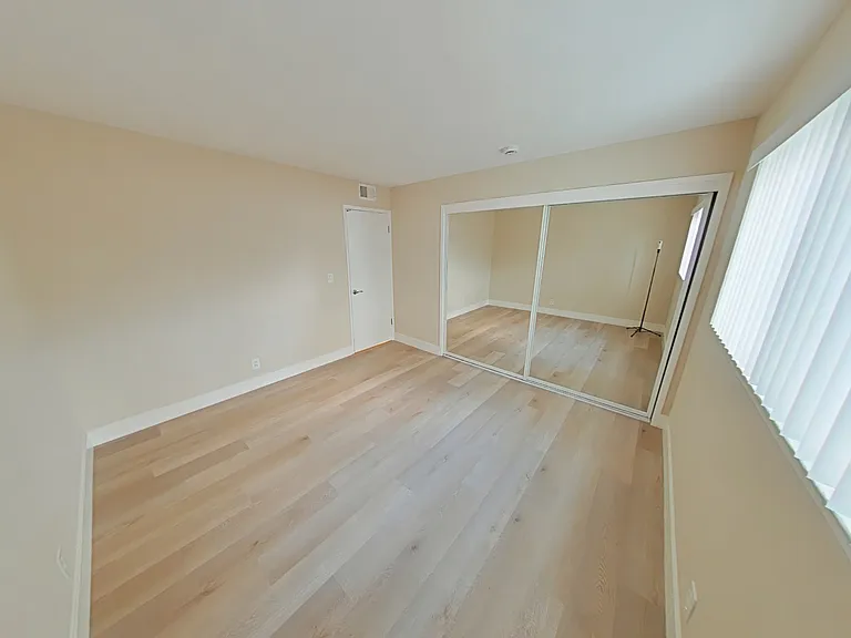 786 Reseda Dr #6 — Photo 3