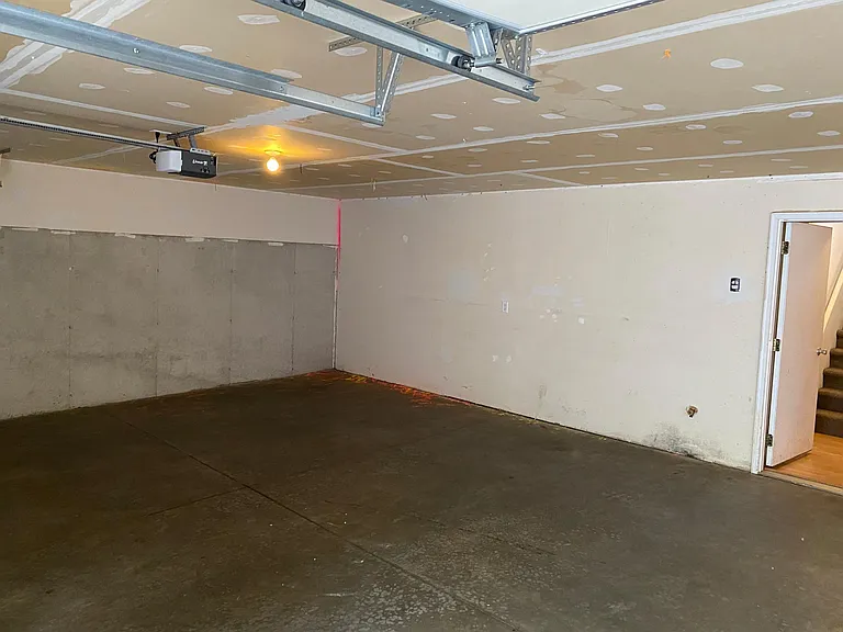 1329 Fraternity Village Dr #1 — Photo 9