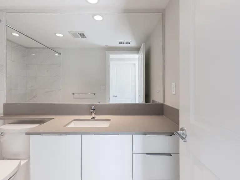1182 Westwood St — Photo 115