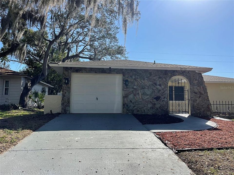 1st image of 8910 Elm Leaf Ct