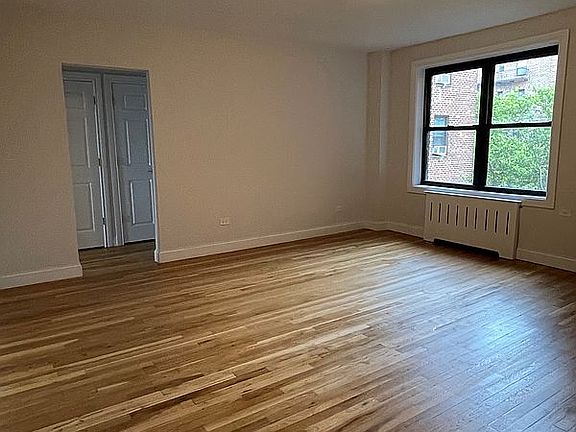 5th image of 44-10 Macnish St Unit 4A