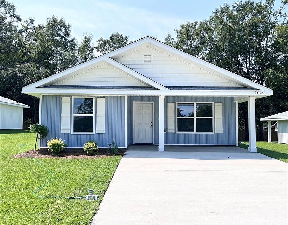1st image of 8555 The Pines Of Dawes Dr
