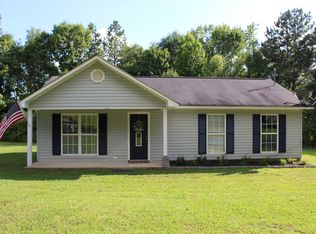 1961 Mountain Gap Rd, Blountsville, AL 35031