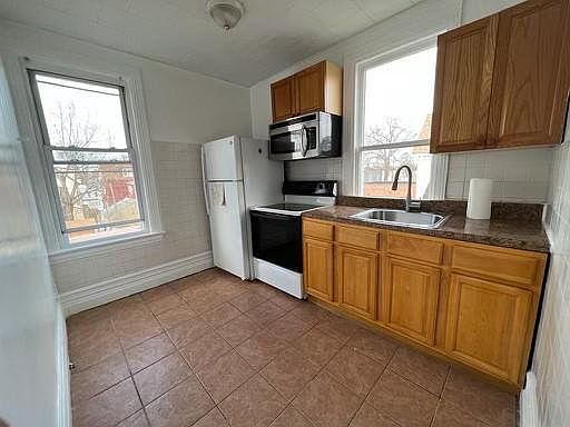 1st image of 132 W Lincoln Ave Floor 2