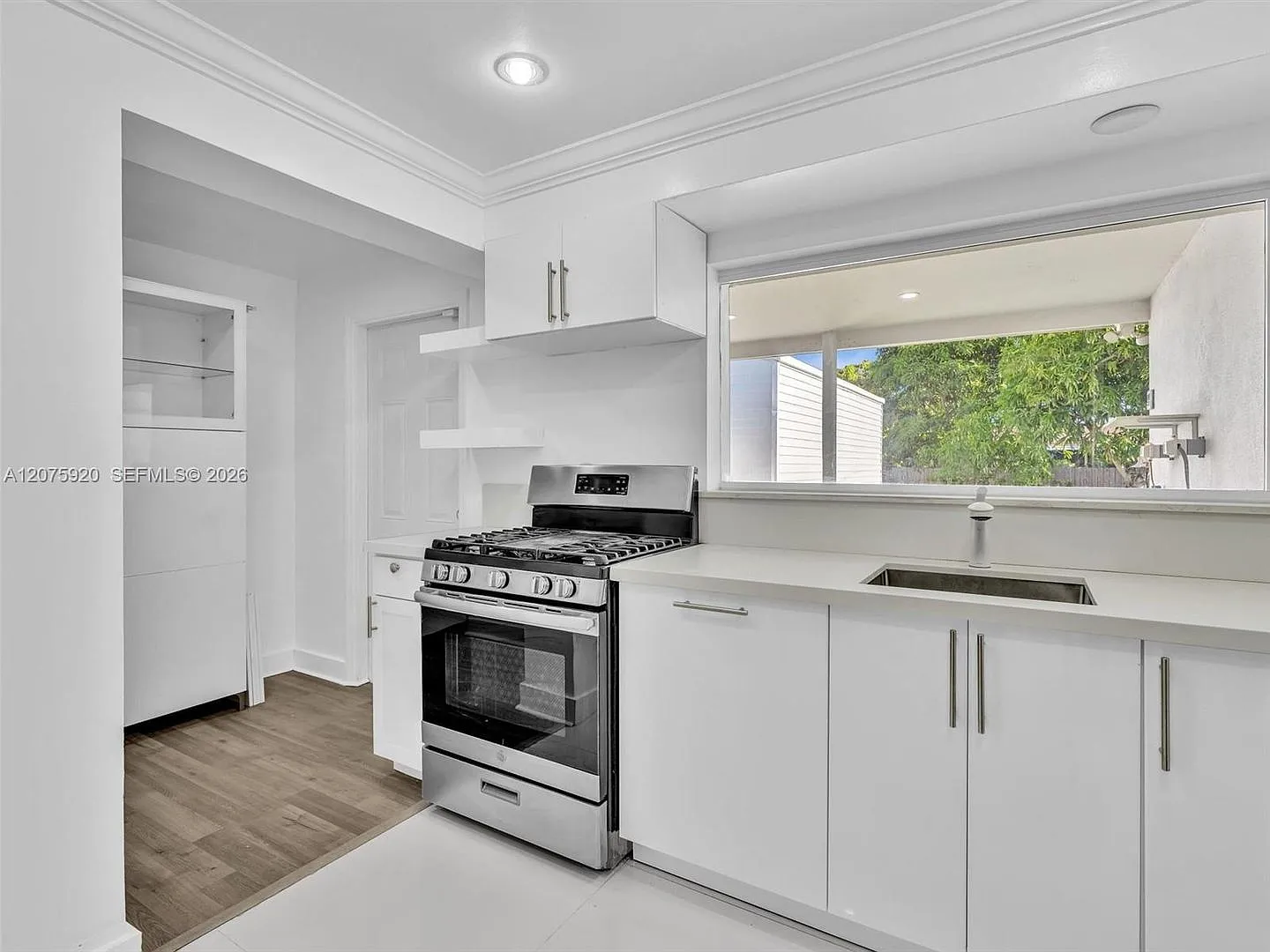 1647 NE 146th Street 0, Miami, FL 33181 - 1343 — Photo 3