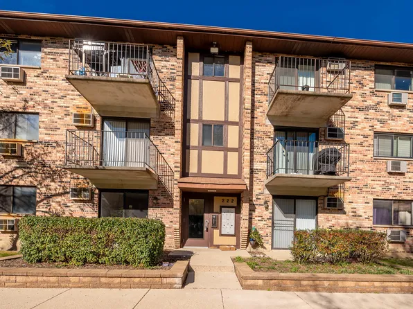 222 Klein Creek Ct APT A, Carol Stream, IL 60188