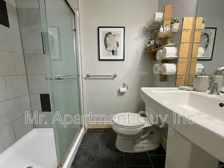 499 Beechwood Dr #2 — Photo 7