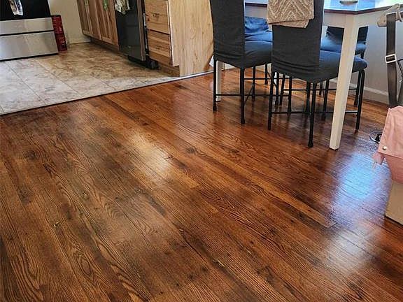 3rd image of 1017 Lynwood Dr