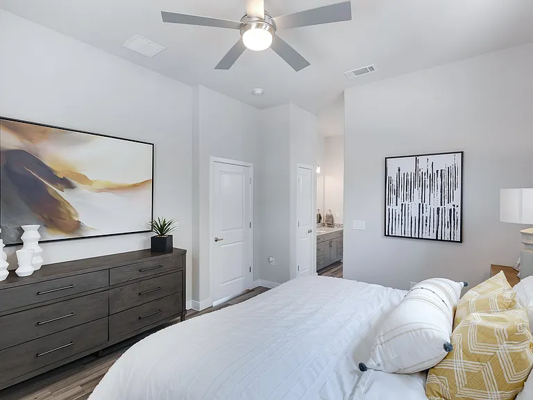 Avilla Oakridge - Houses for Rent — Photo 8