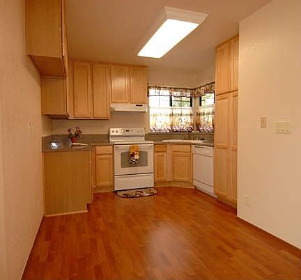 4th image of 114 Kenbrook Cir