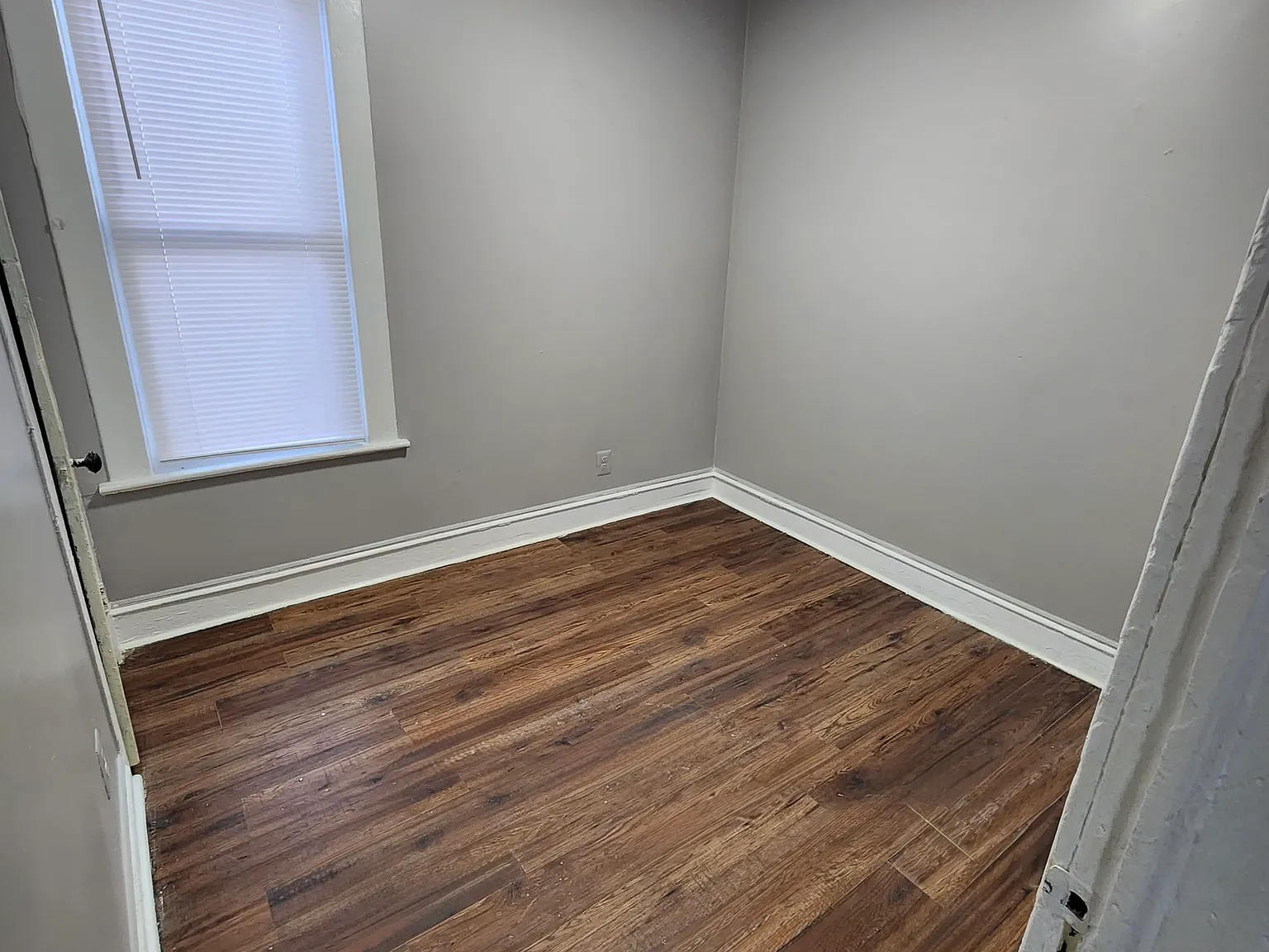 4 bed, 1130 sqft, $1,650 — Photo 2