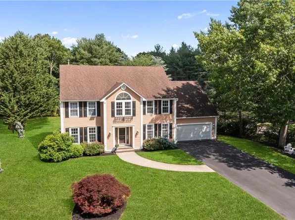 1 Mallard Cove Way, Barrington, RI 02806
