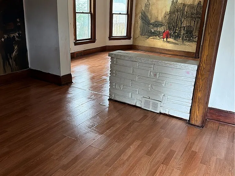 2209 Pierce Ave — Photo 3