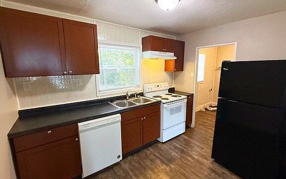 5th image of 6231 Raleigh Dr