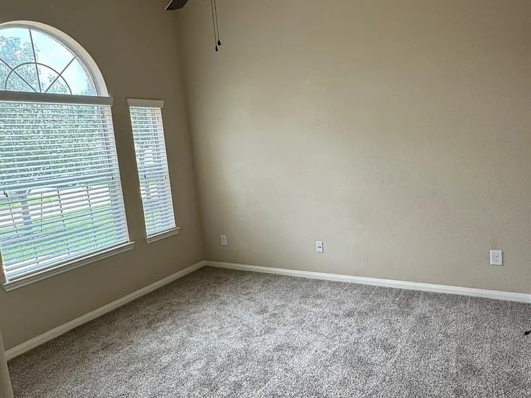 10006 Kendahlwood Ln — Photo 19