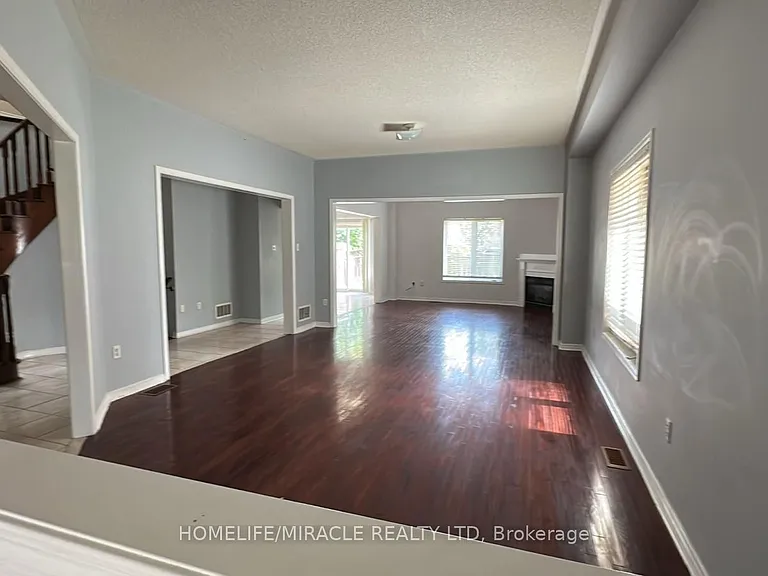 802 Genovese Pl — Photo 5