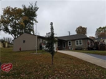 1st image of 7964 Metropolitan Ave