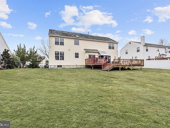 2nd image of 9 Brook Dr