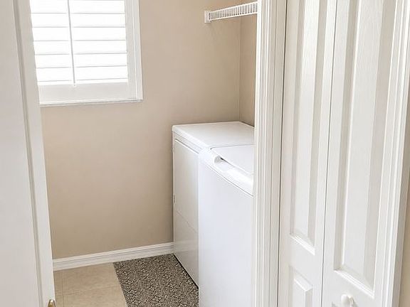 3rd image of 1993 Crestview Way APT 131