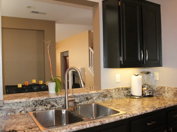 1012 Briana Cir, Oxnard, CA 93030