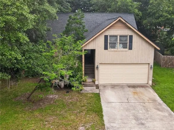 14 E Deerwood Road, Savannah, GA 31410