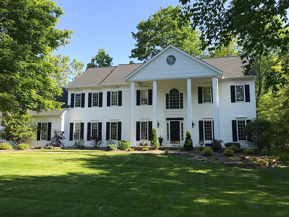 1st image of 39015 Glenlivet Ct