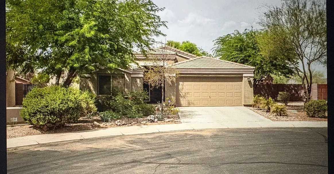 3 bed, 1940 sqft, $1,850 — Photo 1