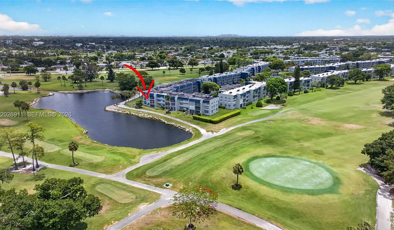 Oriole Golf & Tennis Club — Photo 1