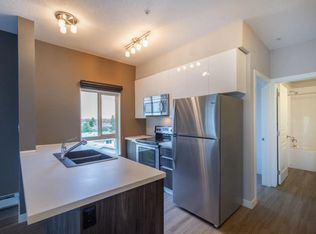 Stella Place, Edmonton, AB T5A 1S1