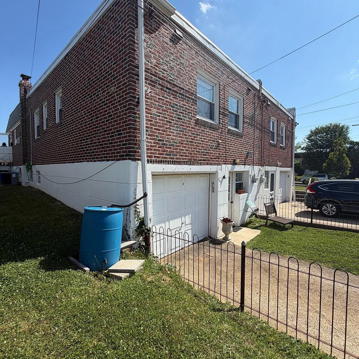 4 bed, 3.0 bath, 1107 sqft, $2,900 — Photo 3